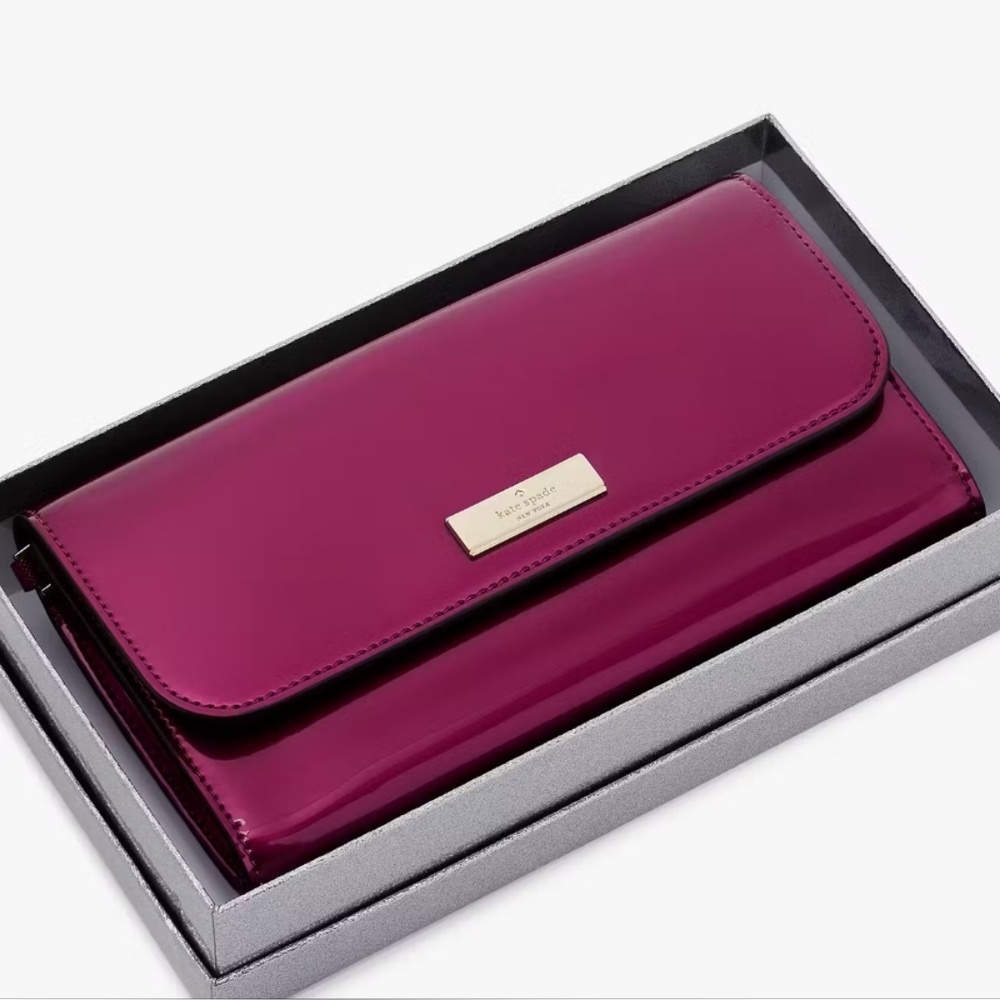 Kate Spade Kenzie Boxed Medium Flap Wristlet ~ Dark Raspberry - Picture 2 of 5